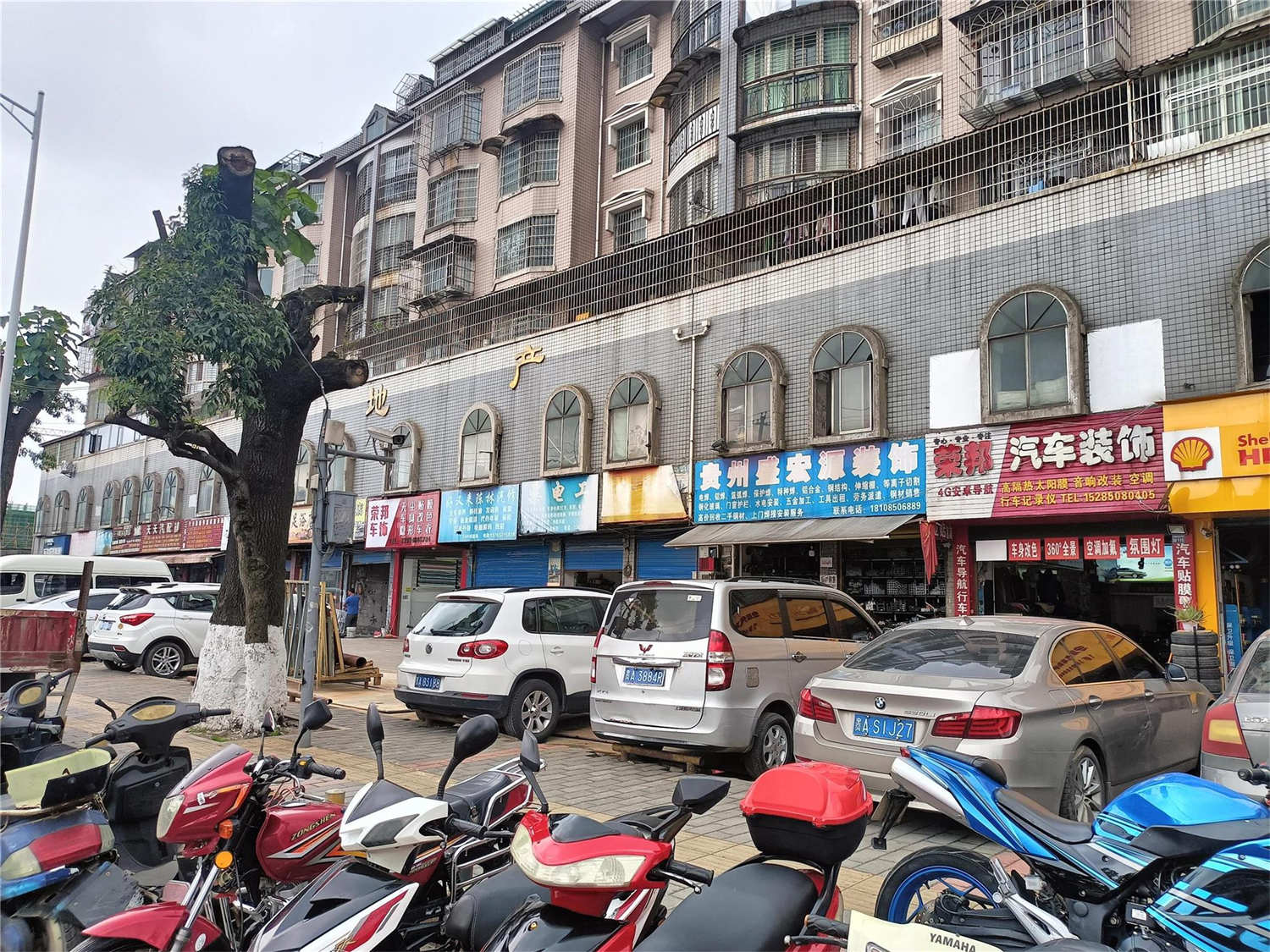 白云区铝建路1500平场地出租